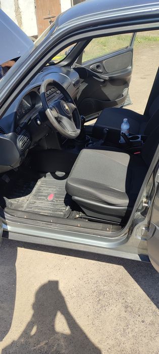 Chevrolet Niva  2012 г.