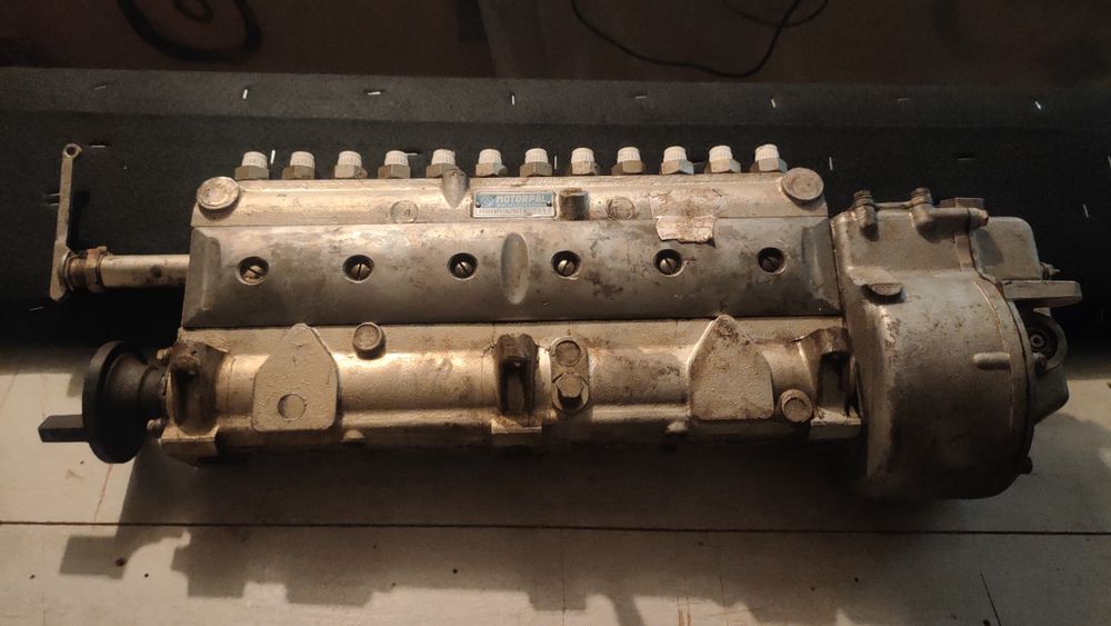 Pompa injecții  buldo macarale