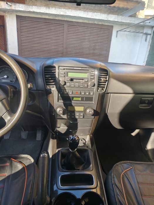 Киа Соренто 2.5 дизел, 170к.с.