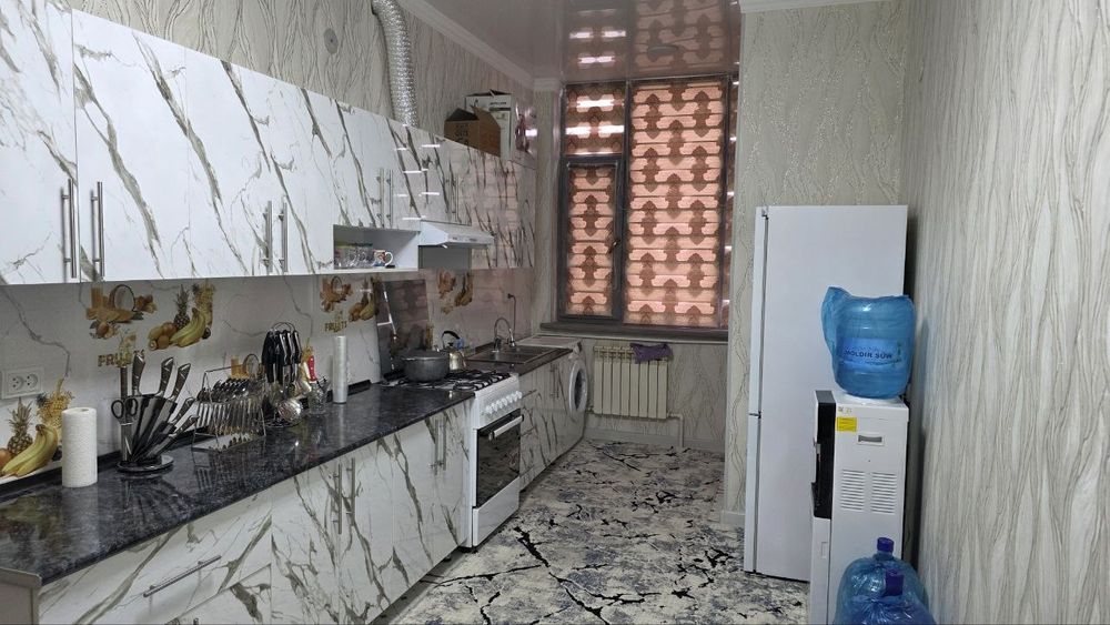 Центрда 2 ком кв срочно  сатылады