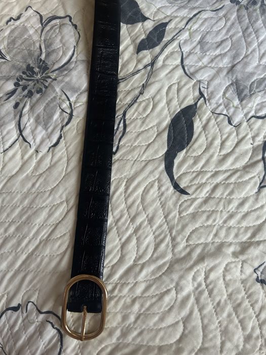 Curea zara noua fara nici un defect