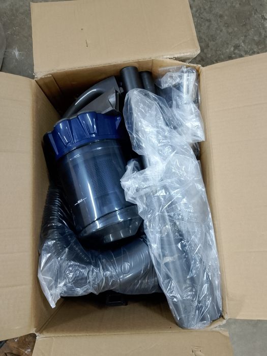 Продам новый пылесос