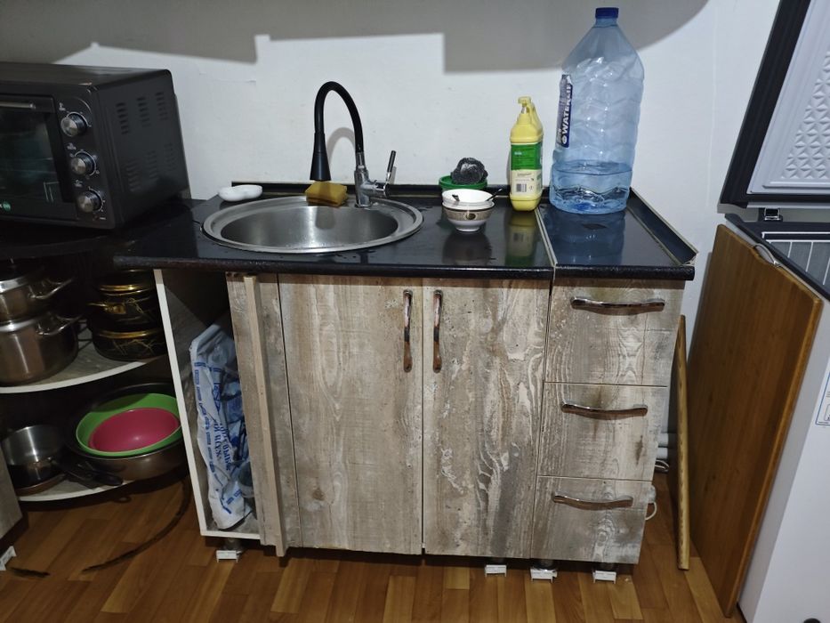 Продам кухонную гарнитуру