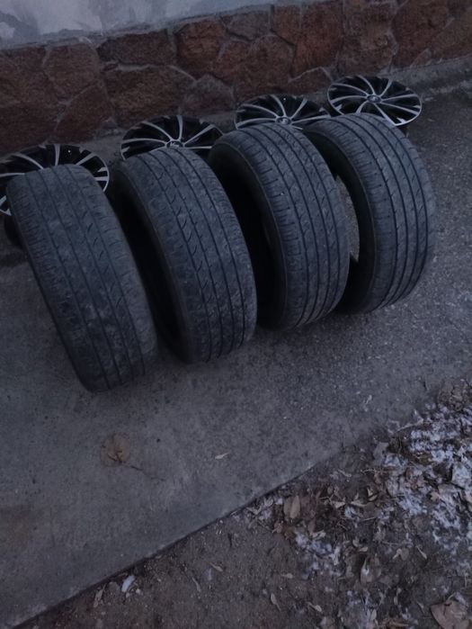 Резина летняя, диаметр 15.