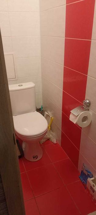 Сдам комнату в трехкомнатной