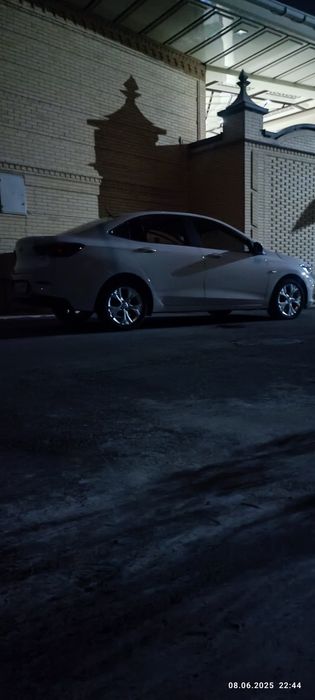 Onix premier 1. Chevrolet.