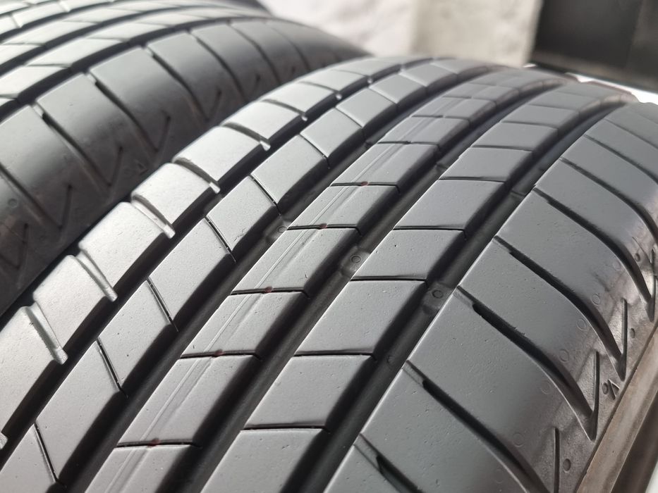 185/65/15 Bridgestone 4Броя: 130€ 7.5мм