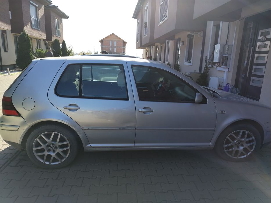 Volkswagen Golf 2002 benzină, 1.617 € — imagine 3