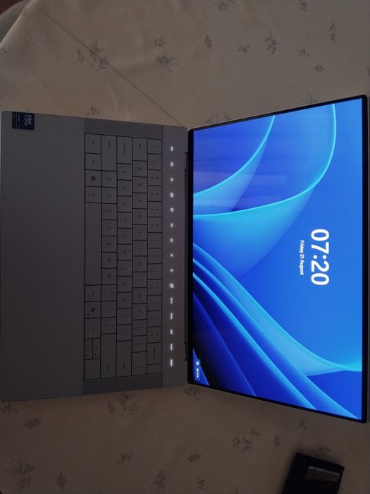 Продается премиальный ноутбук Dell xps