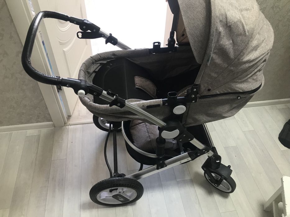 Продам коляску в отличном состоянии