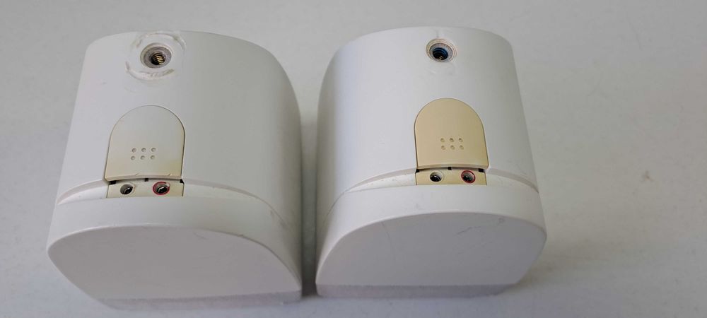 Boxe Bose single cube 2 sateliti albi Acoustimass