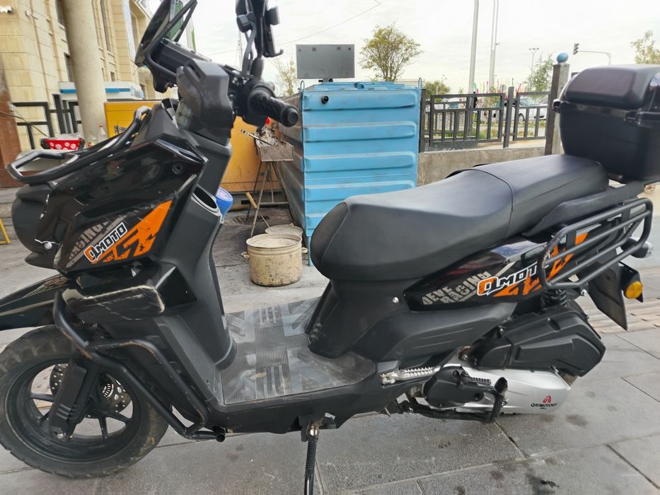 Tank skuter 2025 yili xolati zo'r 1qol minilgan narxi 700$dolr