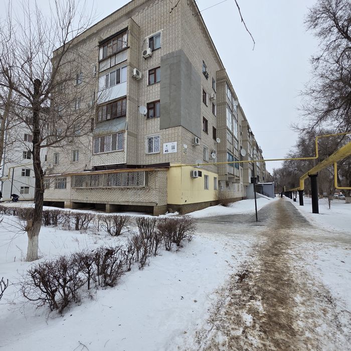 Сдам 3х комн центр революция