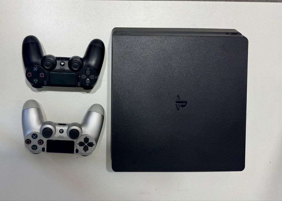 Продаю Sony playstation 4 slim 512гб