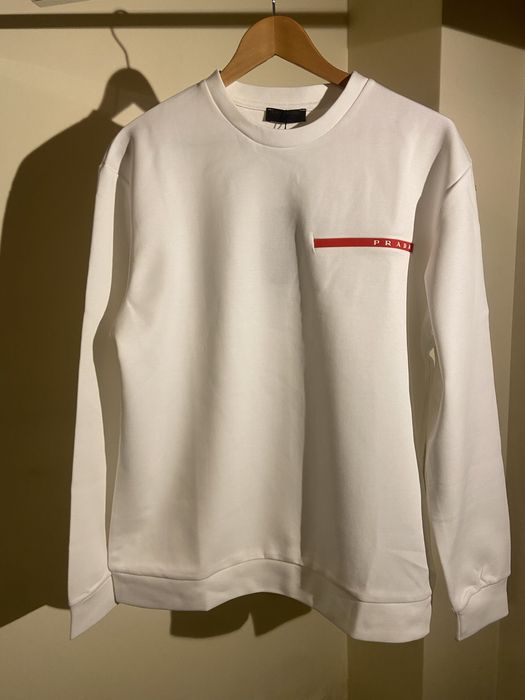 Prada блузи -бяла и тъмносиня