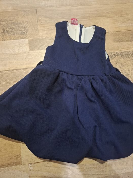 Дрехи за момиче 18-24