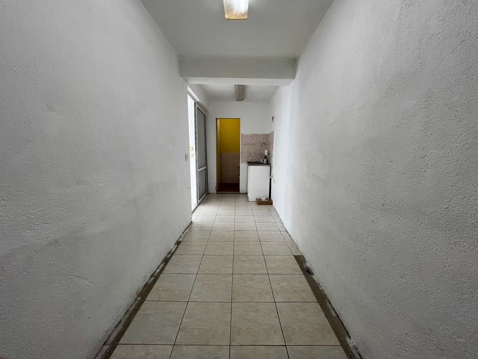 Дава се под наем Магазин в Варна, Трошево - 61 кв.м за 484.5 € - Снимка #4