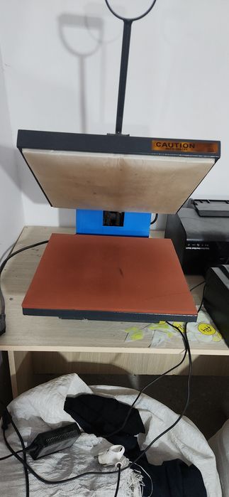 Pres aparat sotiladi