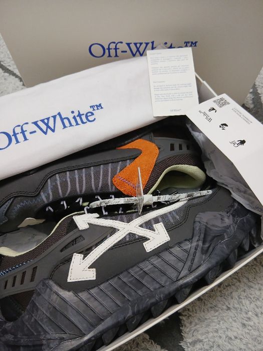 Off White ODSY 1000 / Premium / Full Box