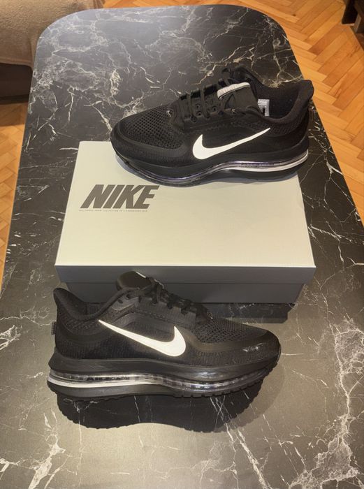 Nike pegasus premium чисто нови обувки