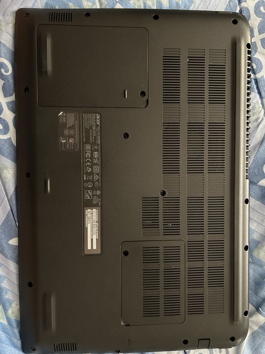 Acer Aspire A715 72g