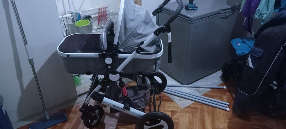 Детская коляска б/у прочная