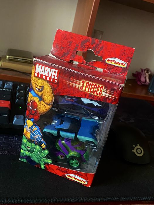 Коллекционные машинки Marvel