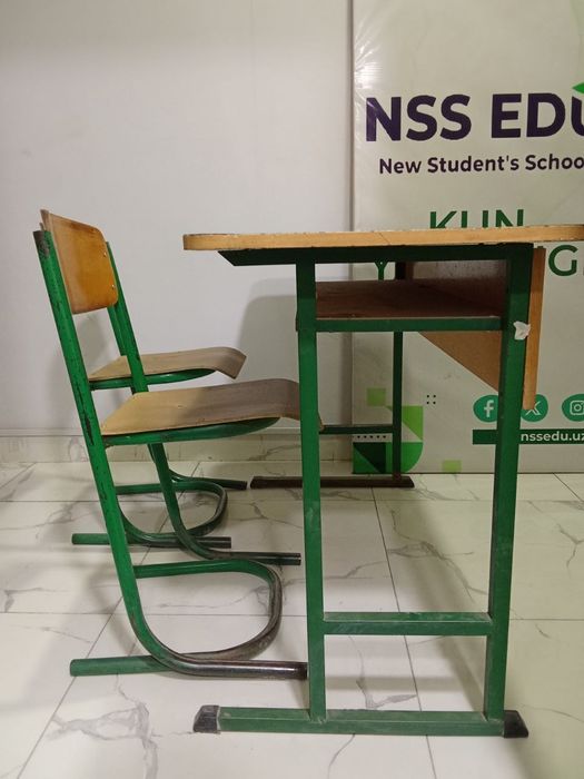 oʻquv kurslari uchun parta stul