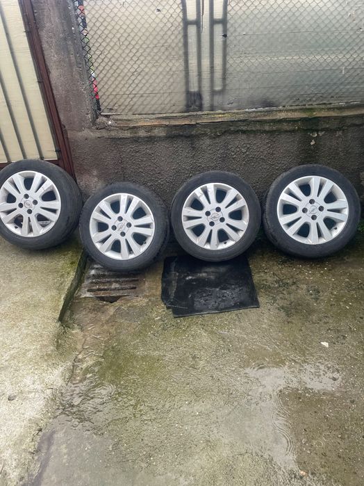 Гуми с джанти 16 цола