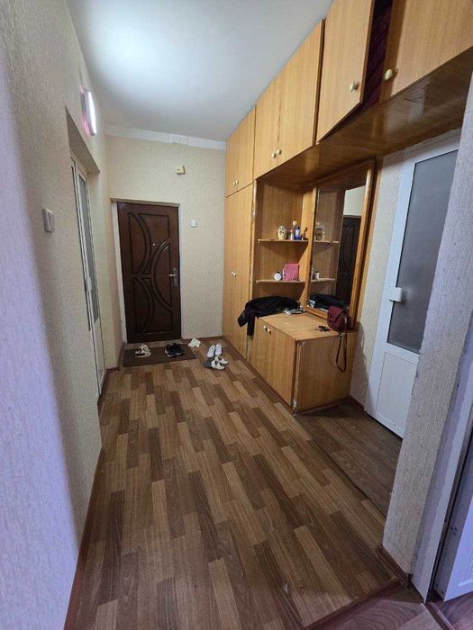 Срочно продам квартиру Алгоритм  3/4/4. Ориентир Axmad OltinJo'ja