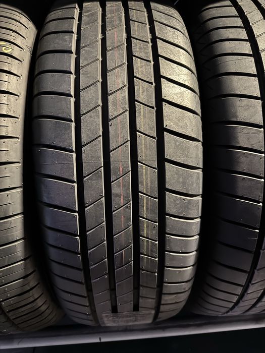 Anvelope 235/60/17 Bridgestone