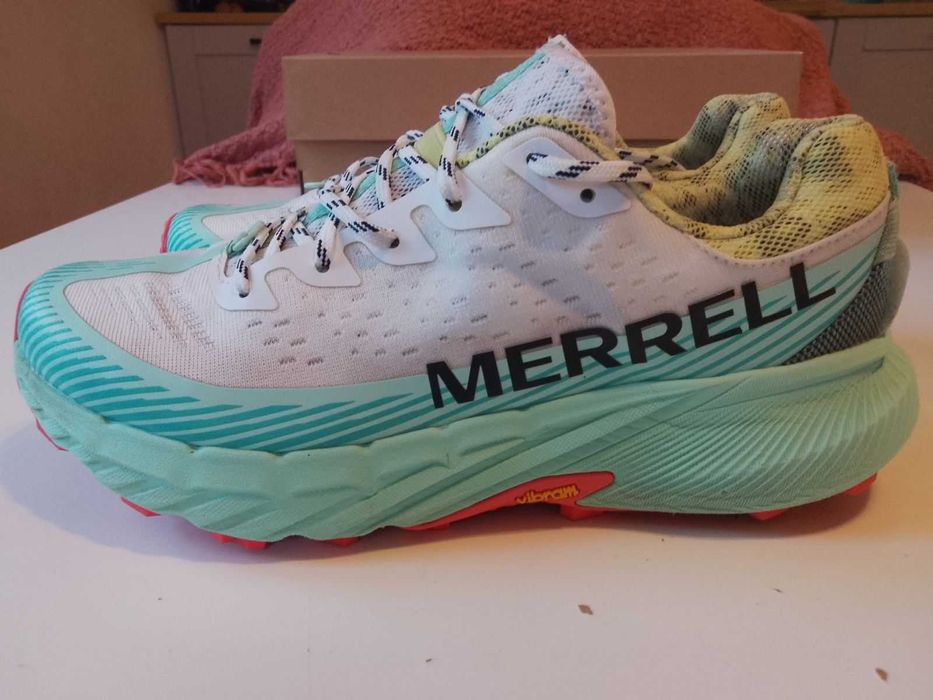 Обувки за естествен терен Merrell Agility Peak 5 Трейл маратонки