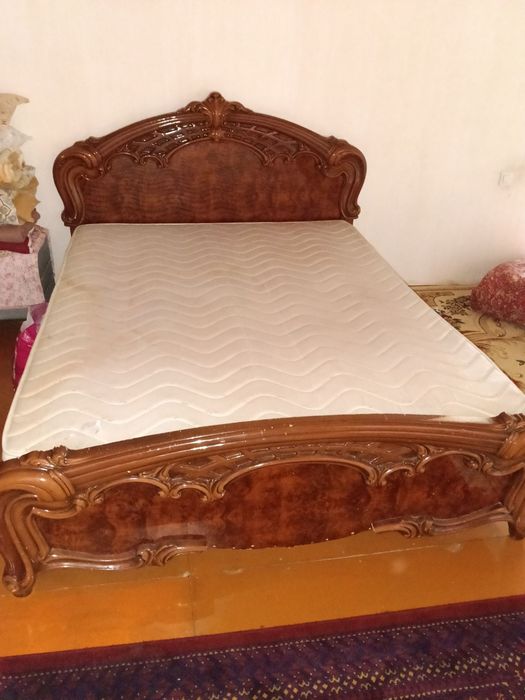Продам спальни гарнитур