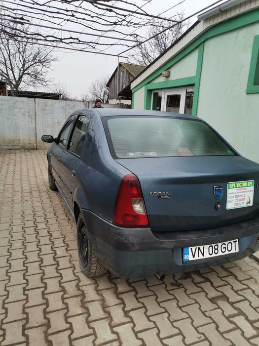 Vând Dacia Logan 1,4