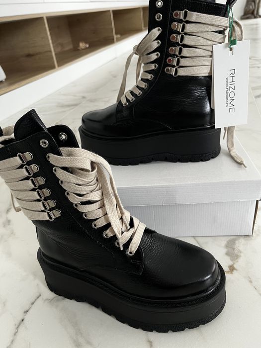 Bocanci noi marimea 36