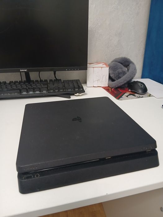 Playstation 4 slim 1tb