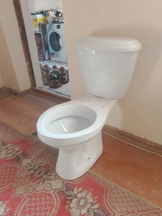 Унитаз новый продается