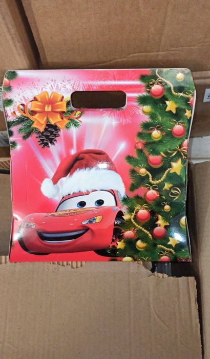 Этикетка самоклеящаяся продам