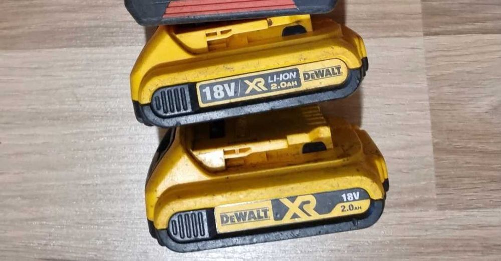 Безчеткови винтоверти, импакти девалт Dewalt