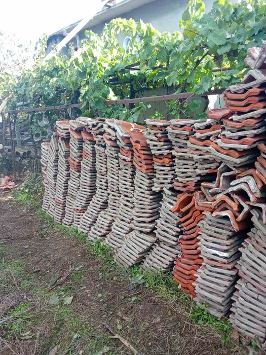 Продава керемиди