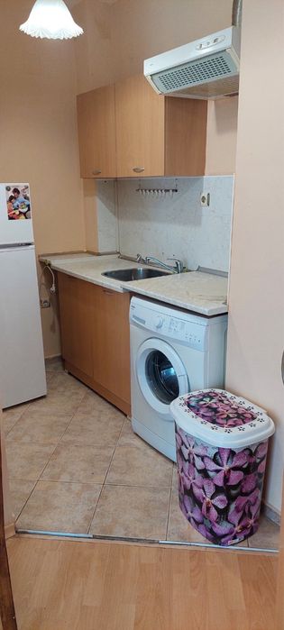 Дава се под наем Едностаен апартамент в Аксаково - 37 кв.м за 199.41 € - Снимка #3