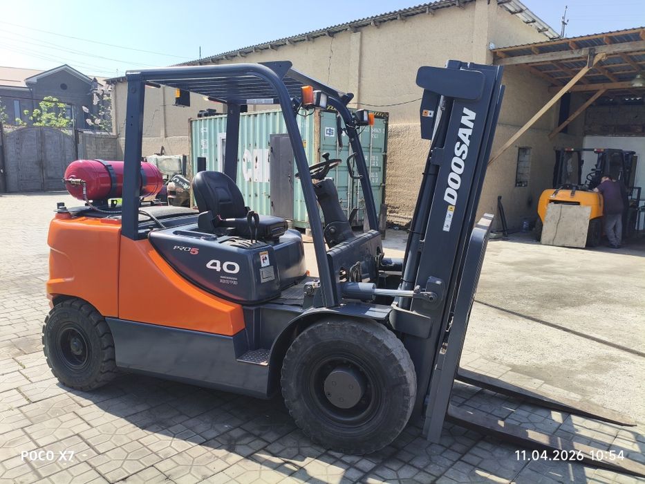 Продается вилочный погрузчик DOOSAN