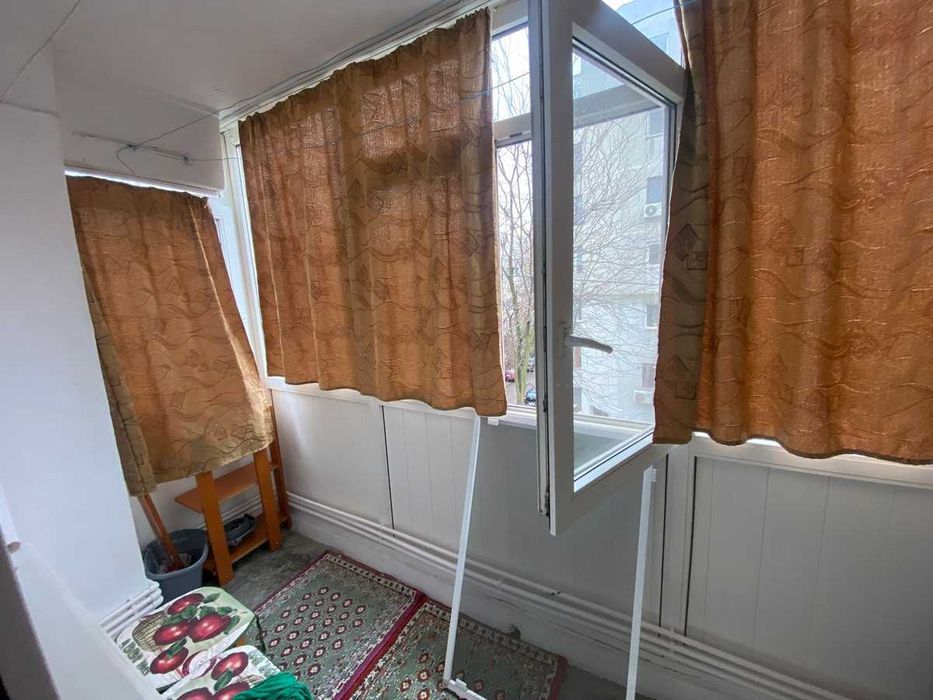 Inchiriez apartament, fara intermediari, Constanta (zona ICIL), 3 camere, decomandat conf 0