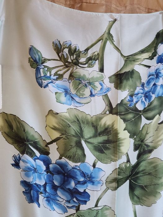 Платок  батист  и шарф  палантин .