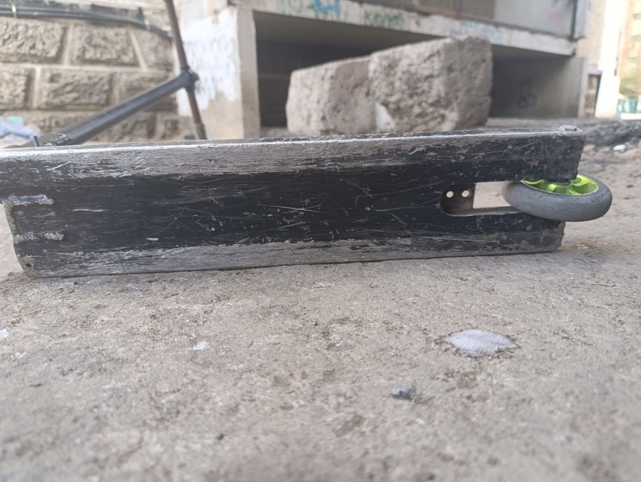 Продам трюковой самокат