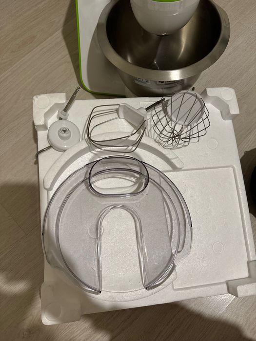 Комбайн кухонный  Bosch