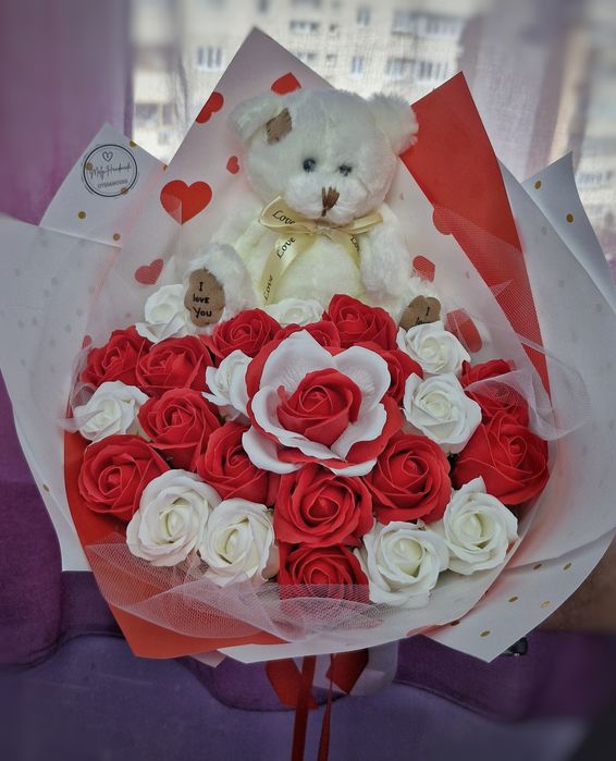 Buchet trandafiri de săpun /ziua îndrăgostiților/trandafiri Criogenați