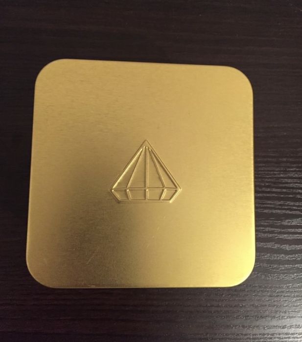 Часы   Yves   Camani