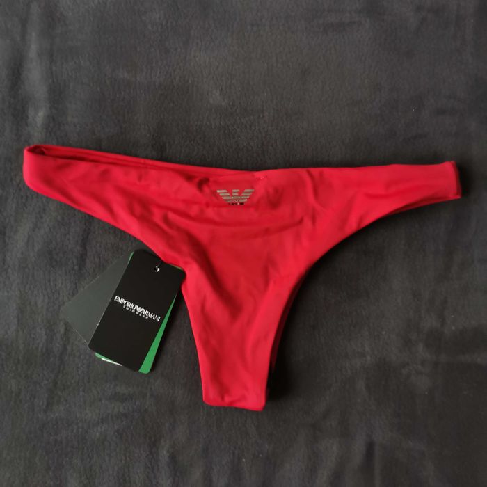 Оригинален НОВ бански ХS EMPORIO ARMANI с етикети