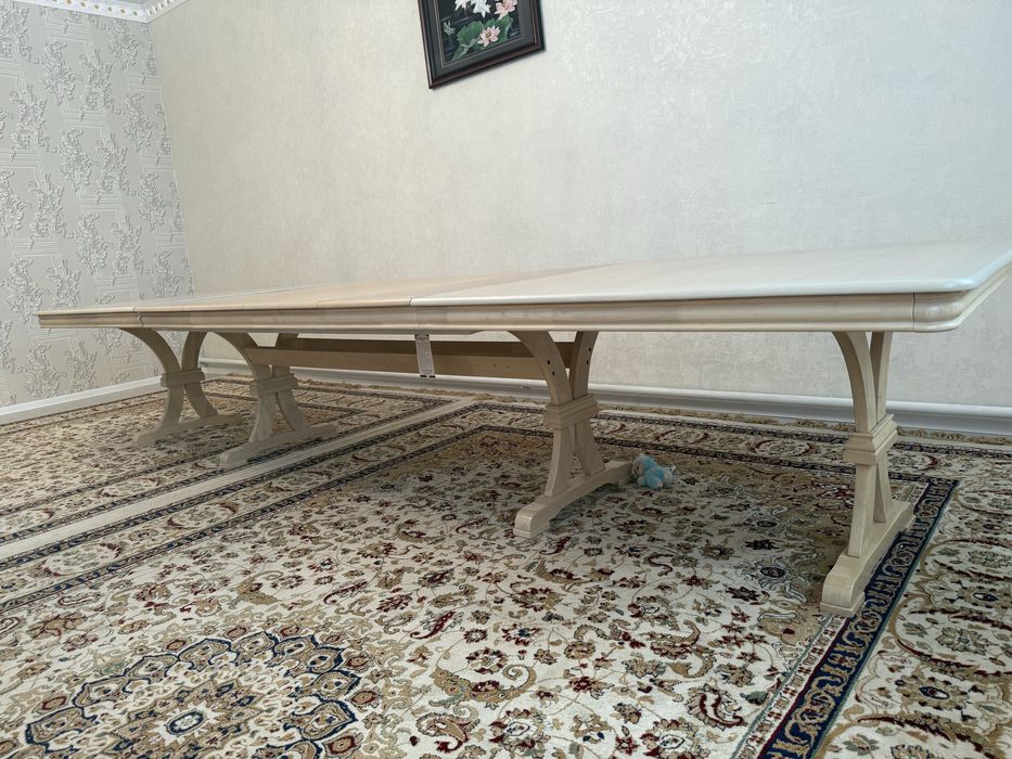 Гостиный стол 4 метра и мобирается